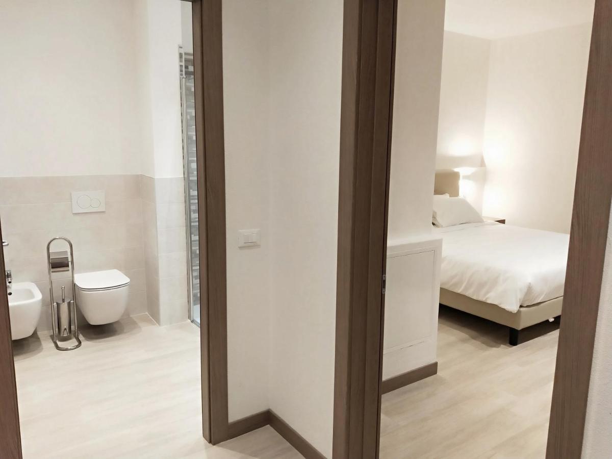 Via Poma Apartments&Rooms ヴェローナ エクステリア 写真