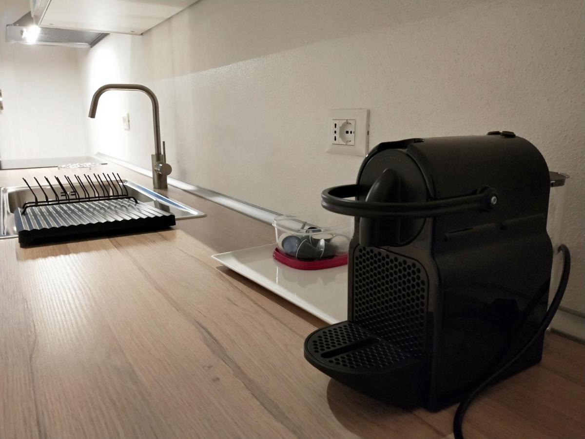 Via Poma Apartments&Rooms ヴェローナ エクステリア 写真