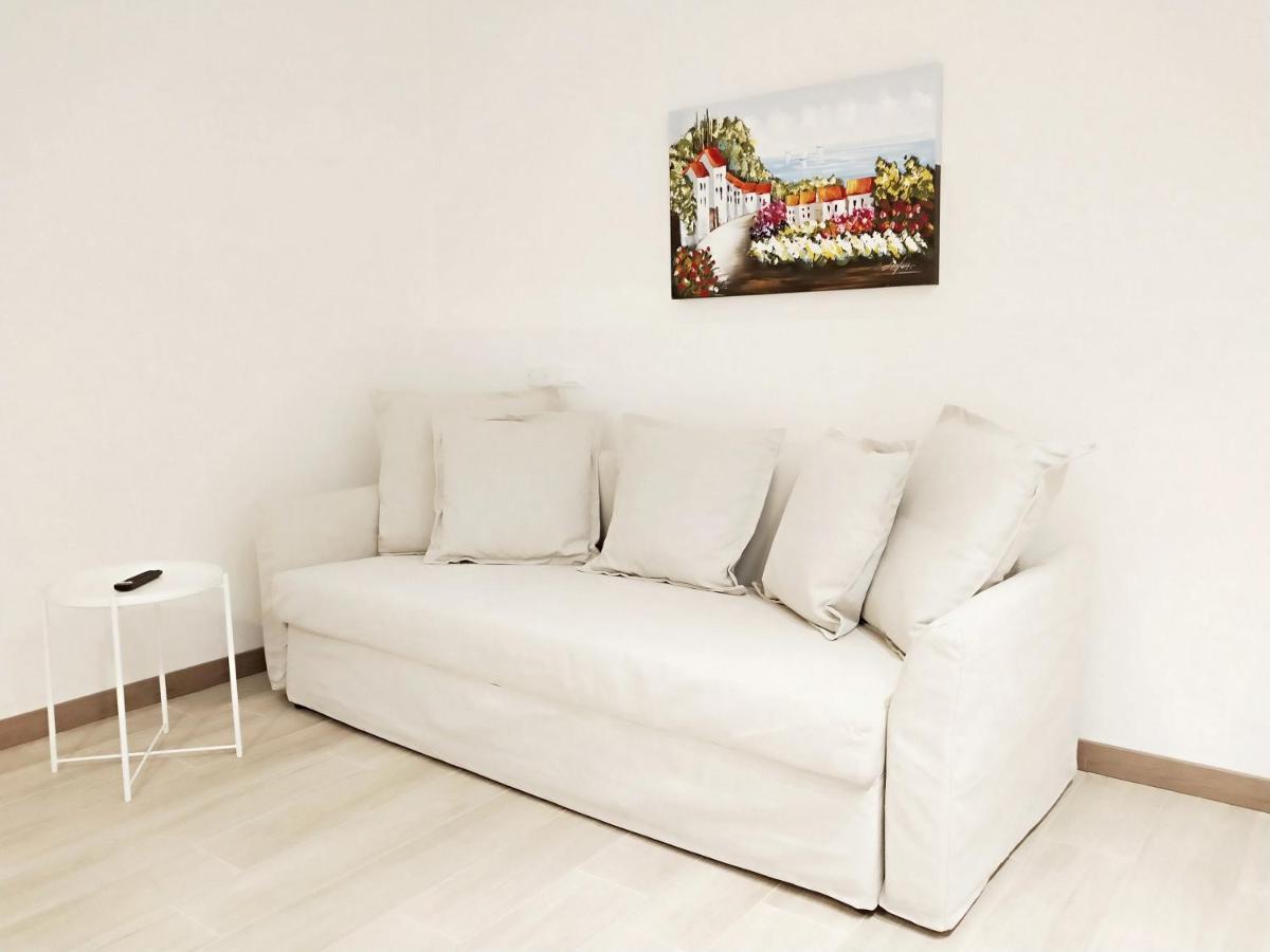 Via Poma Apartments&Rooms ヴェローナ エクステリア 写真